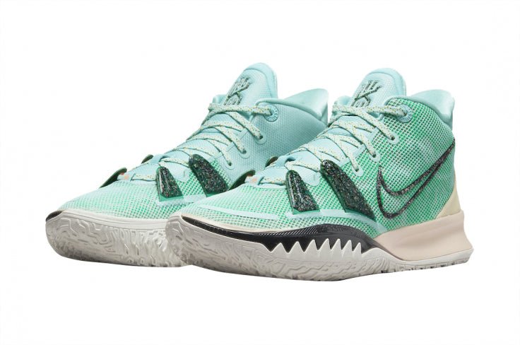 TÊNIS NIKE KYRIE 7 "COPA"