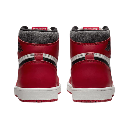 AIR JORDAN 1 HIGH CHICAGO LOST AND FOUND